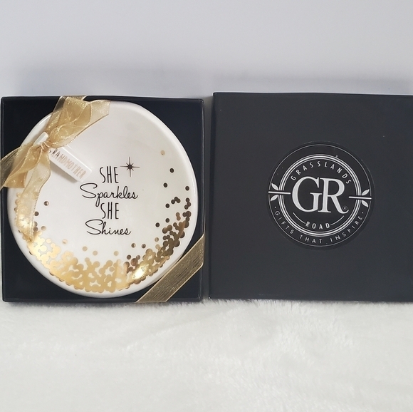 Grasslands Road She Sparkles She Shines Grandmother Ceramic Trinket Dish NIB - Picture 4 of 8